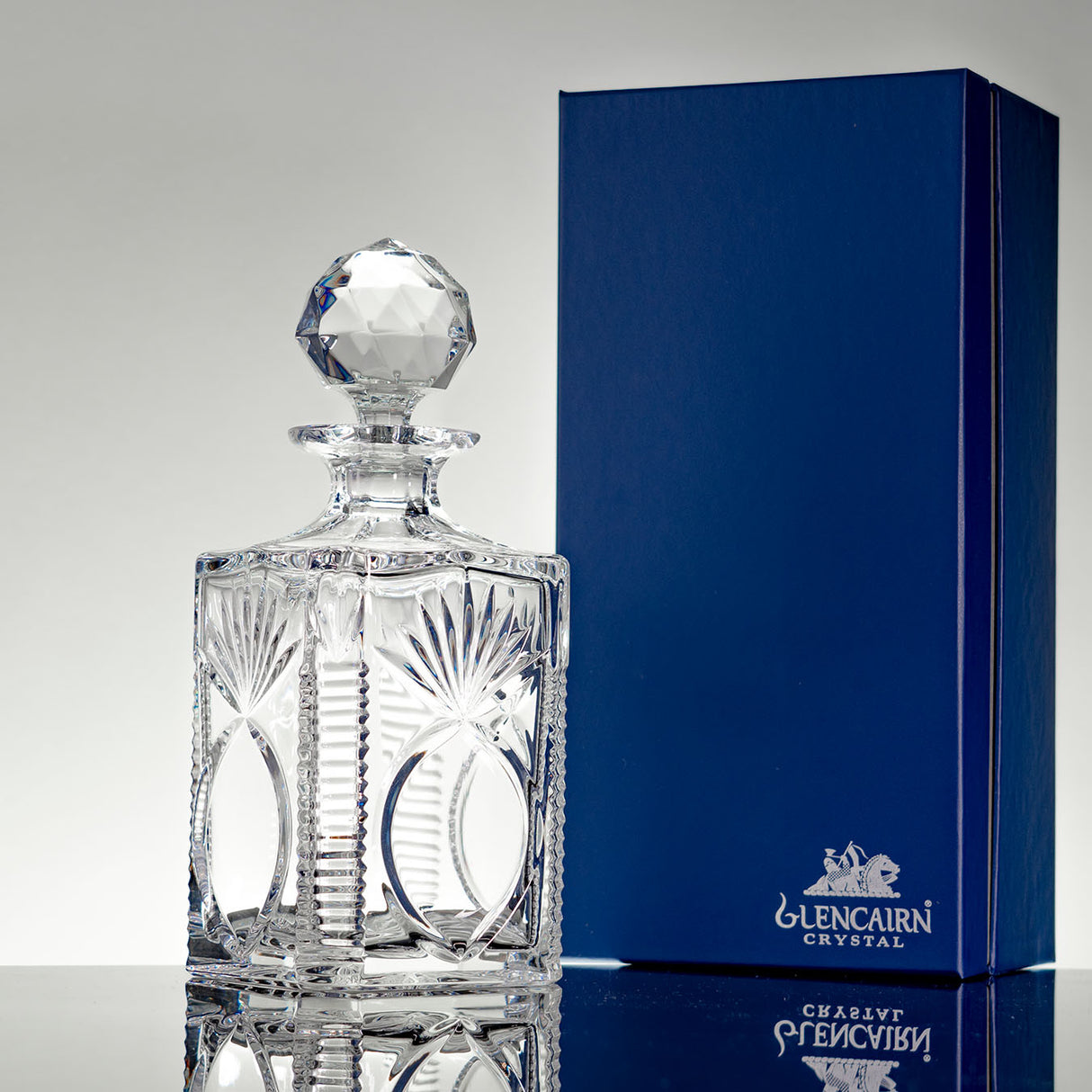 Glencairn - Crystal Decanter, Bothwell Square with Pres. Box