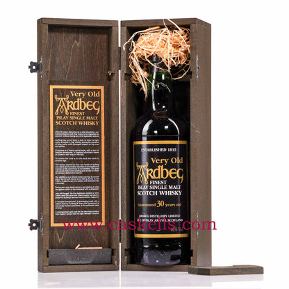 Ardbeg - 30y, "Very Old", 40% Abv, peated Islay single malt scotch whisky